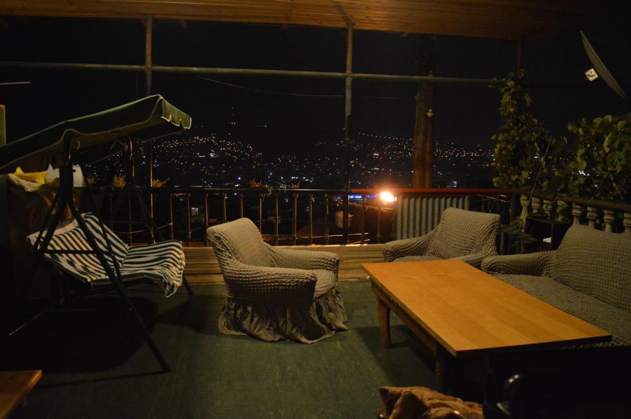 Appartamento Terrace Mtatsminda Tbilisi Esterno foto